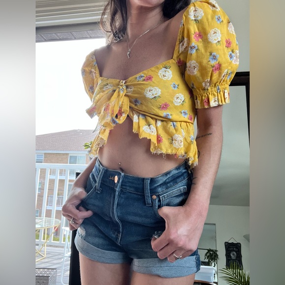 Aeropostale floral top